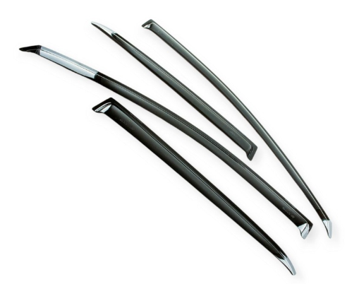 ветровик Nissan Tiida сед 2004-2014 (скотч) ANV