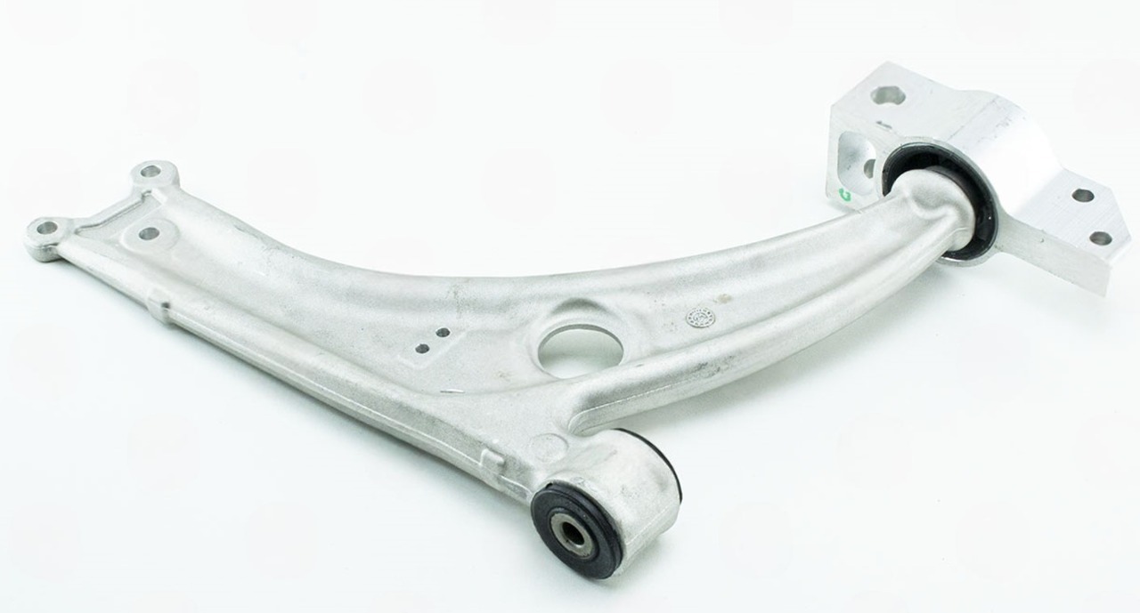 рычаг перед. подв. VW Passat CC/B6/B7 алюмин. (без шаровой) (L=R)  (APLUS)