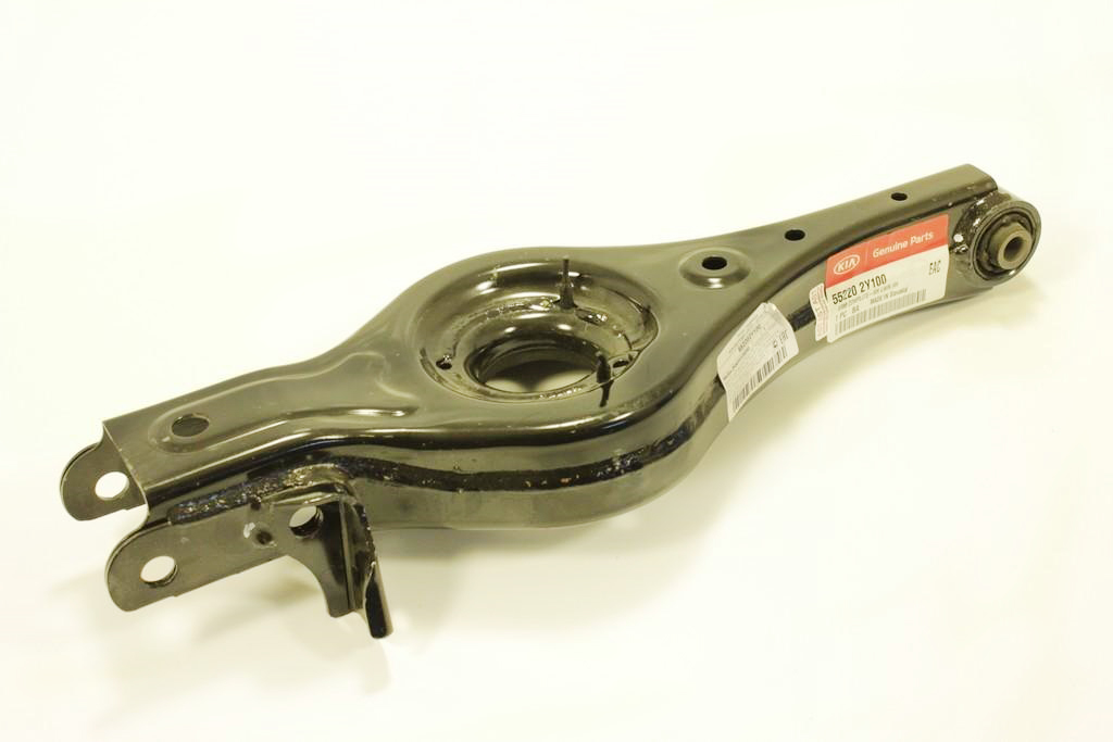 Рычаг задний нижний