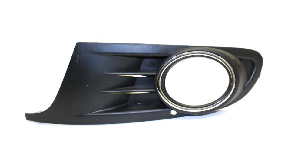 Решітка ліва для бампера перед., с отв.для протитум.фар