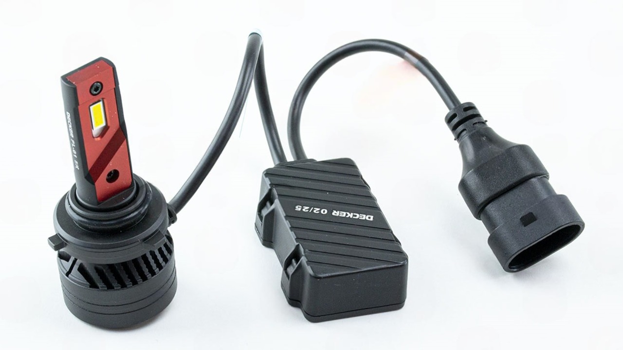 лампа LED HB4 12V-24V  45W PL-01 5000K 10000L радиатор с вентилят.