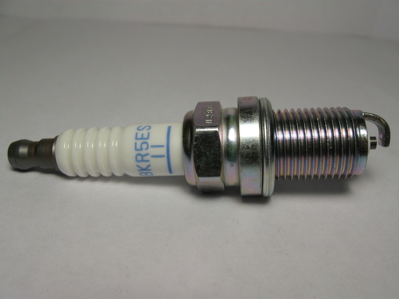 Свiчка запалювання NGK