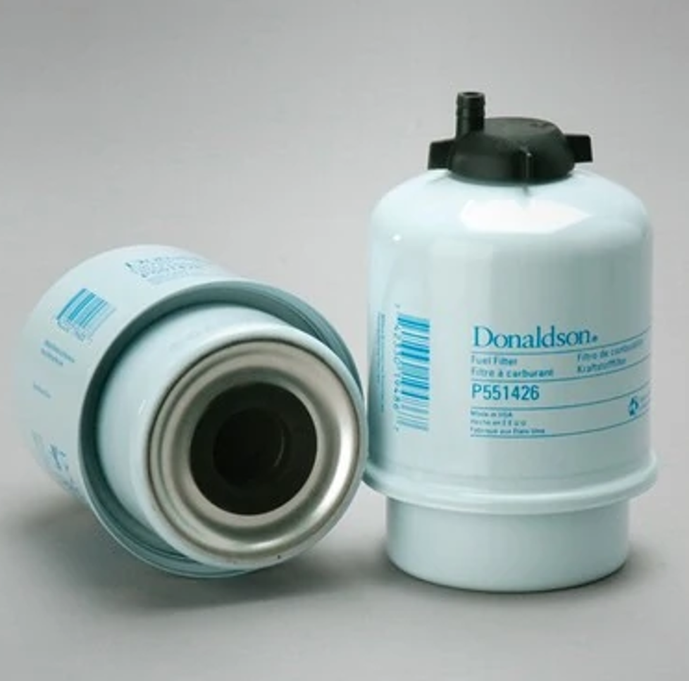 Фильтр топливный P551426  70248