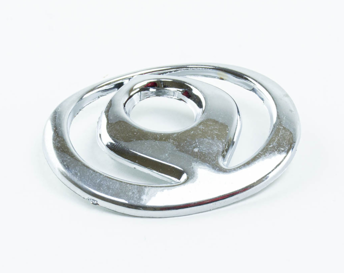 эмблема реш. Mazda 626-323 1985-1992 старая 63x50мм