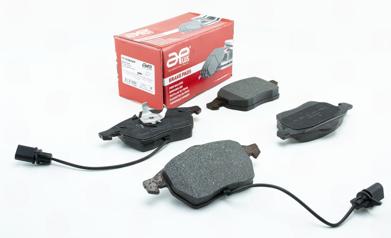 колод.торм. пер. Audi A6 С5 - VW Passat B5 (96-05), Skoda Superb (01-08) с датч.  (APLUS)