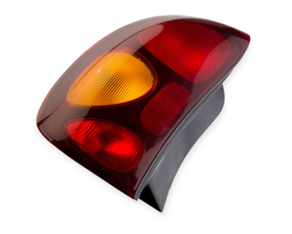 стекло фонаря Lanos T-150 вертикальн. левое