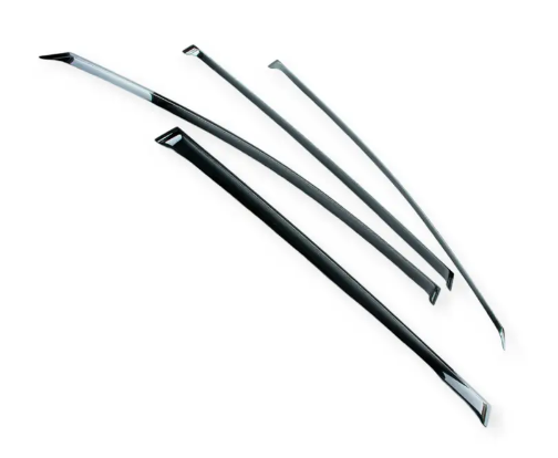 ветровик Nissan Tiida хетч 2004-2014 (скотч) HIC