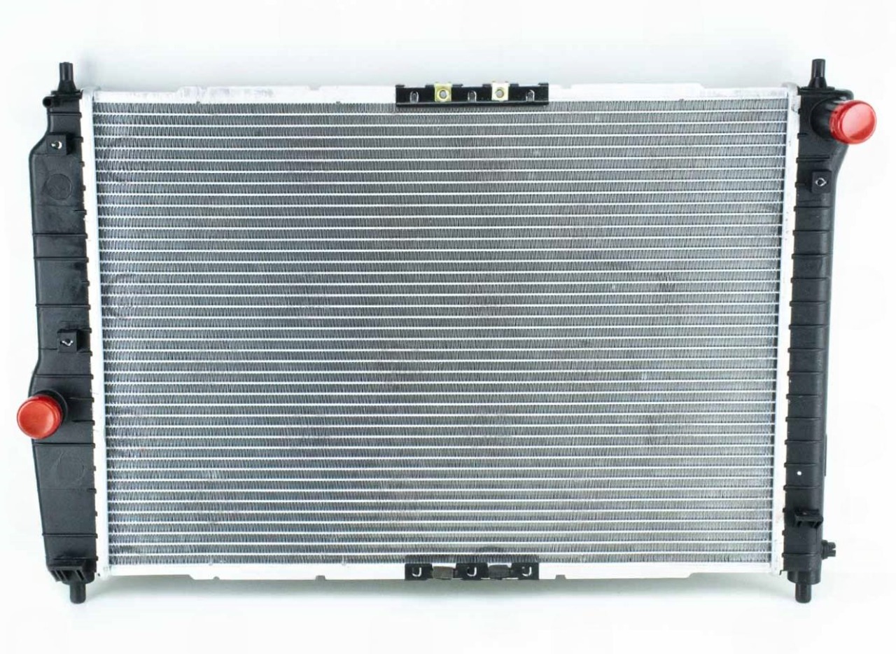 радиатор двиг.Chevrolet AVEO 1.6, 1.4 механика с конд.(600мм) FSO