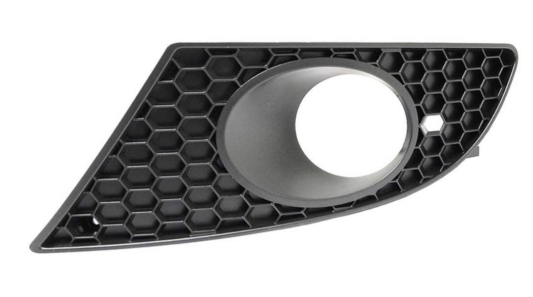 Решітка бампера перед. лів.с отв для протитум.фар