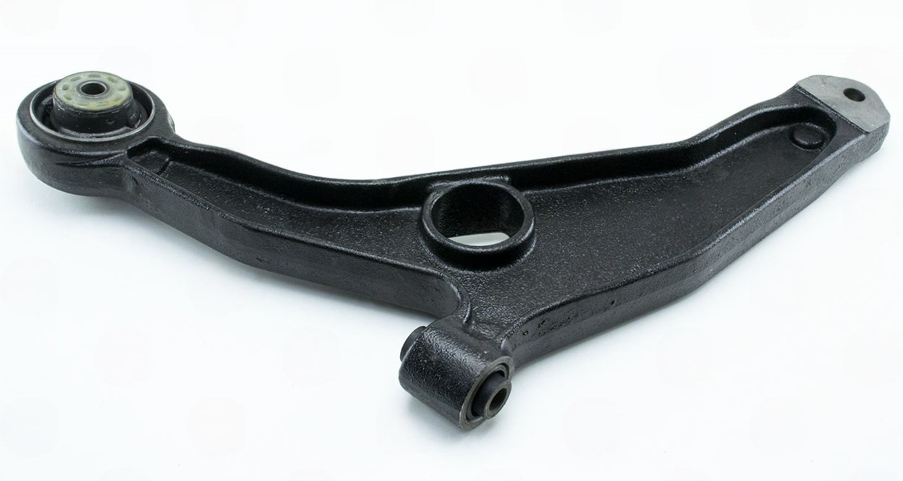 рычаг перед. подв. CHRYSLER 200  10-> нижний правый R  (HART)