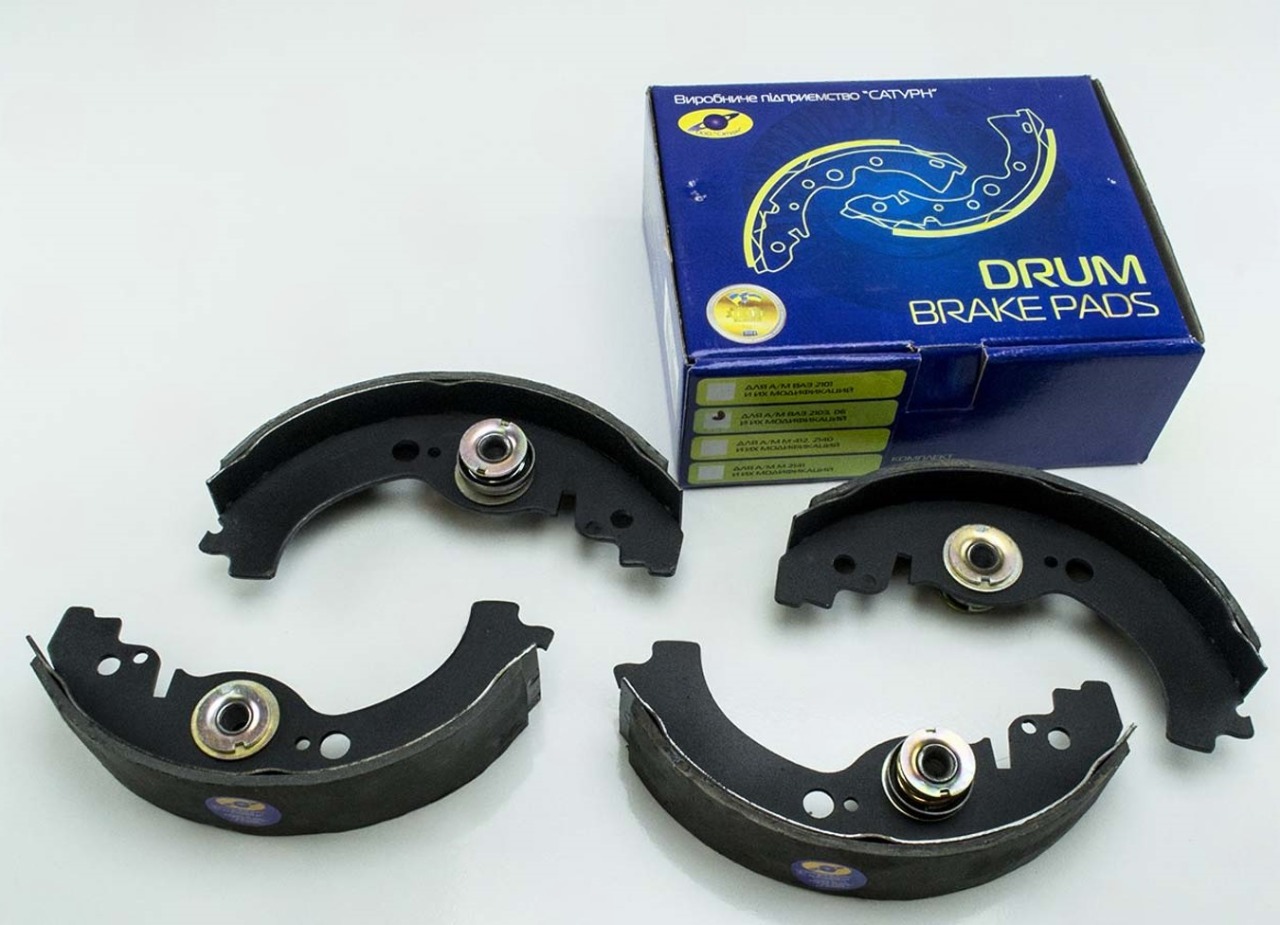 колодки торм.задние 2106 (САТУРН) в упак