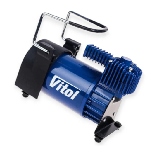 компрессор Vitol  10атм/ 50л/23А/5м шланг спирал с ман. и дефлятором/клемы/сумка