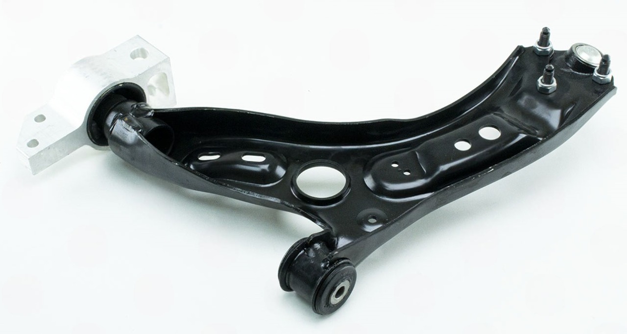 рычаг перед. подв. VW Passat CC/ B7 правый R  (APLUS)