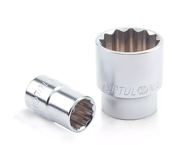 Головка торцевая  1/2"  18мм    12-гранная