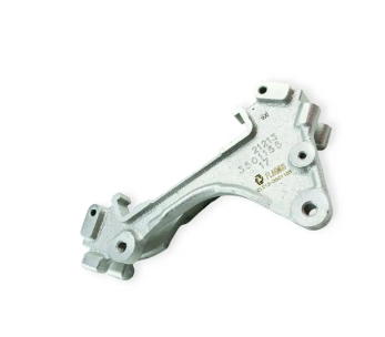 скоба суппорта ВАЗ-2121 (направляющая колодок) лев. Flagmus