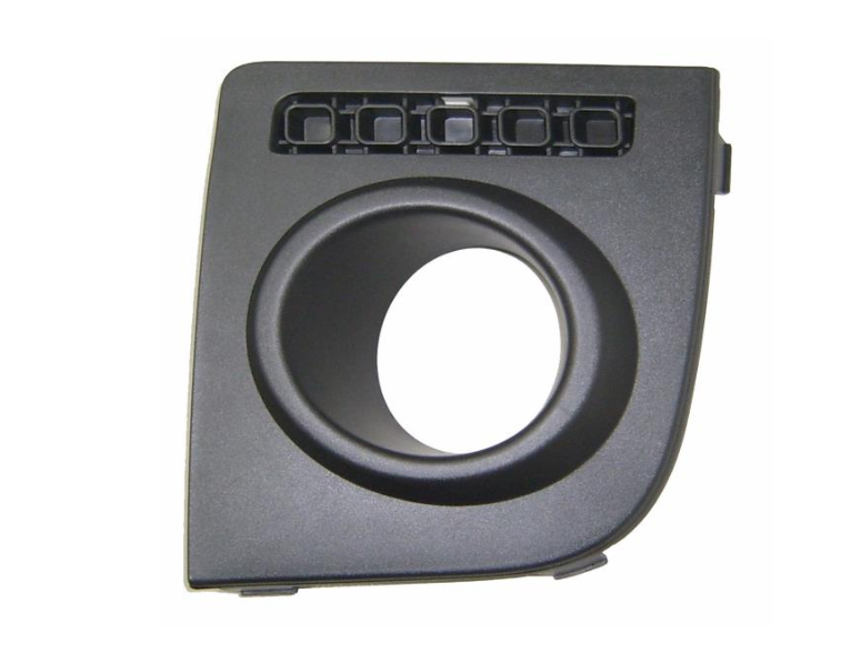 Решітка ліва бампера перед., с отв.для протитум.фар 11/05-