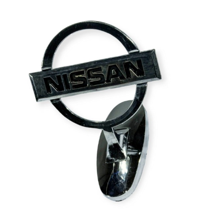 Емблема капота "приціл" Nissan