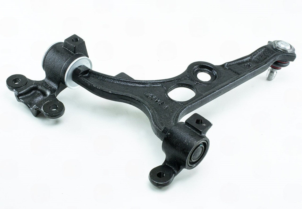 рычаг перед. подв. Fiat Scudo-Peugeot Expert (96-07) правый R  (APLUS)