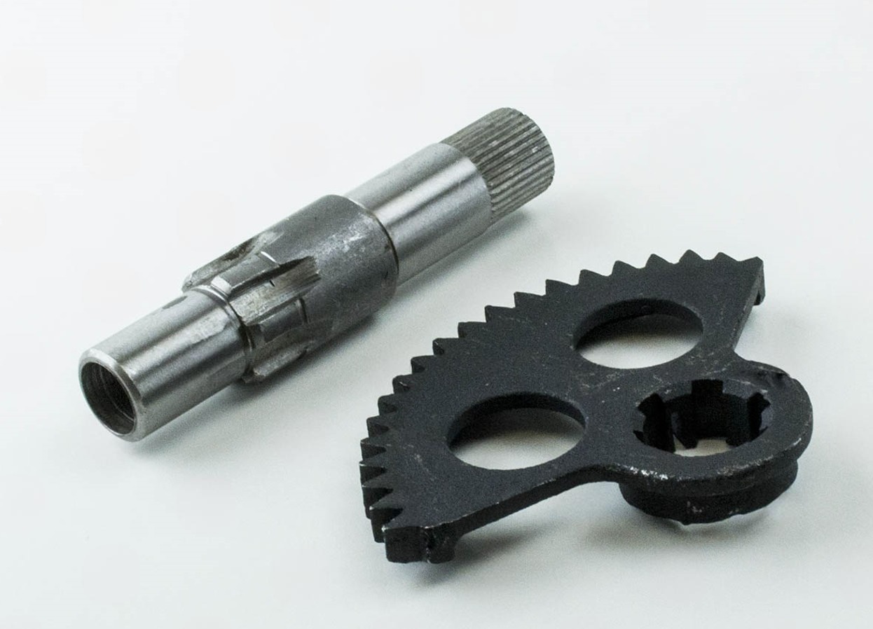 вал заводной ИЖ(мото)+сектор заводной