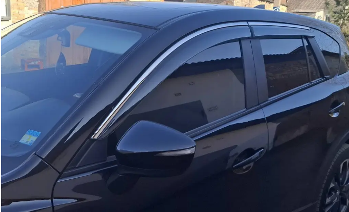ветровик Mazda CX-5 2012-2017 (скотч) VIP Китай