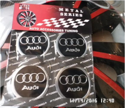 наклейка на колісний диск/ковпак d 60 мм Audi чорна (4шт) 155242 - зображення 2