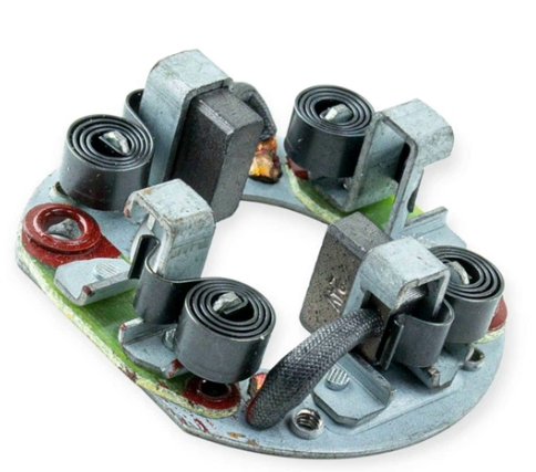 щеткодержатель стартера МТЗ,Т-40 редукторн. 24В 4,5кВт, 5кВт  (Jubana)