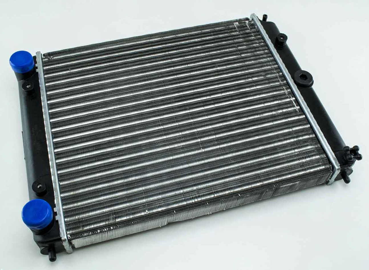 радиатор двиг.Таврия АЛЯСКА