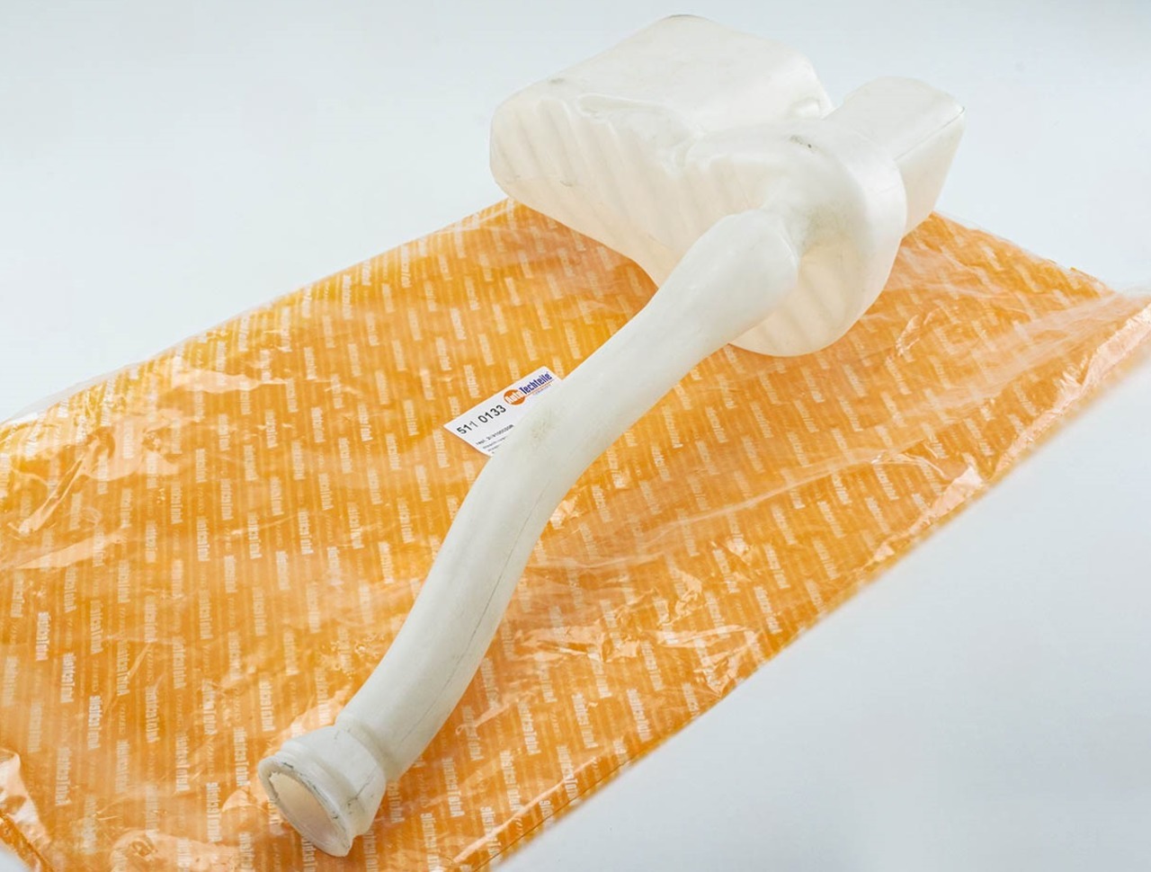 бачок разшир. Opel Movano, Renault Master 2.3dCi 10->  (ATT)