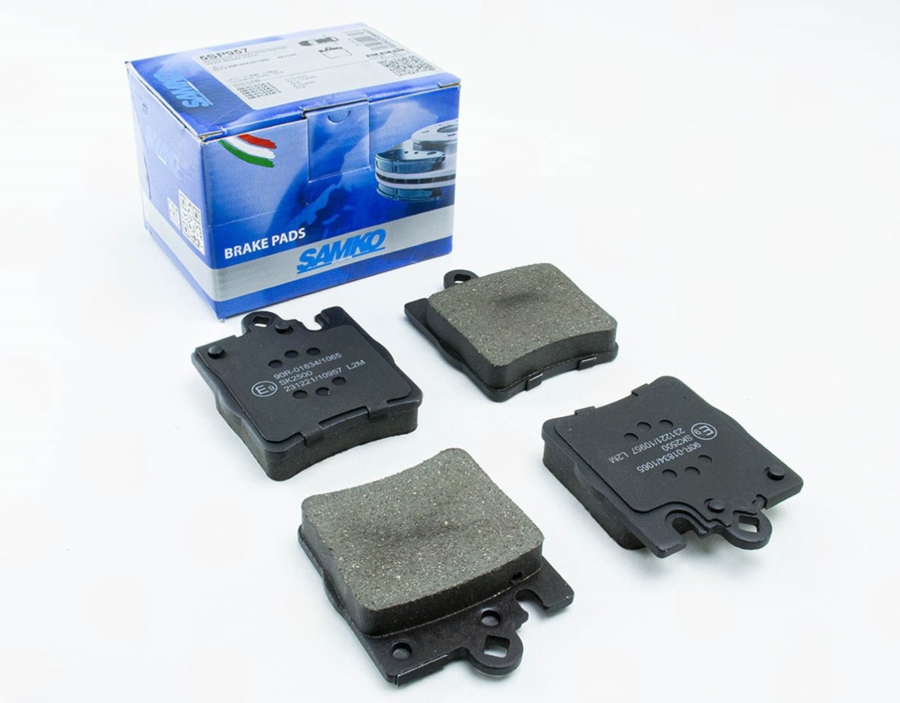 колод.торм. зад. MB C-class (W203), E-class (W210) 96->  (LPR-Samko)