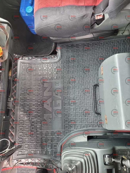 коврики салона MAN TGA 2000-2011 борт 2,5см, с перемычкой 11933 - зображення 3