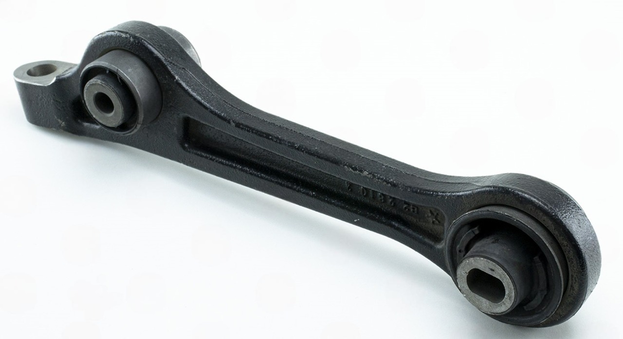 рычаг перед. подв. Chrysler 300C нижний  (APLUS)