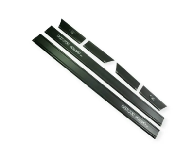 молдинг двери ВАЗ 2121 средний 7,0 см, надпись NIVA 4х4 Sahler