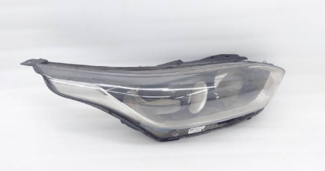 Фара передняя правая