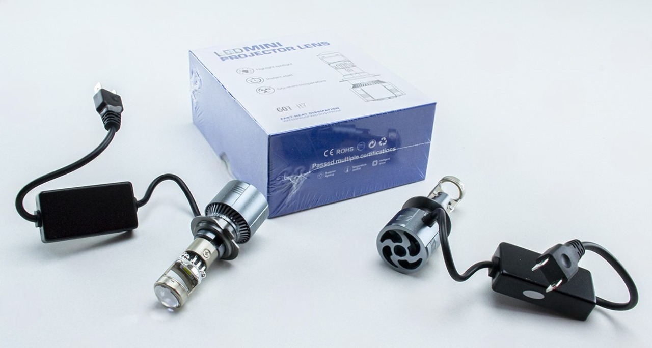 лампа LED з лінзою H7 12V-24V 38W A80 5700K радіатор з вентилятом.