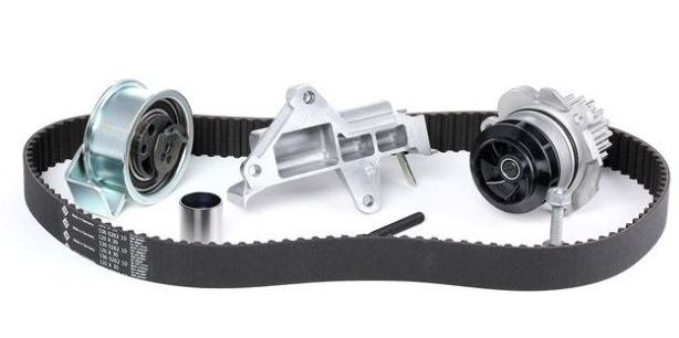 Водяний насос + комплект зубчатого ременя