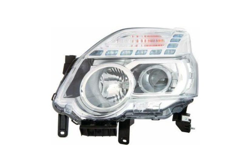 Фара передня права Nissan X-Trail II 07-18р