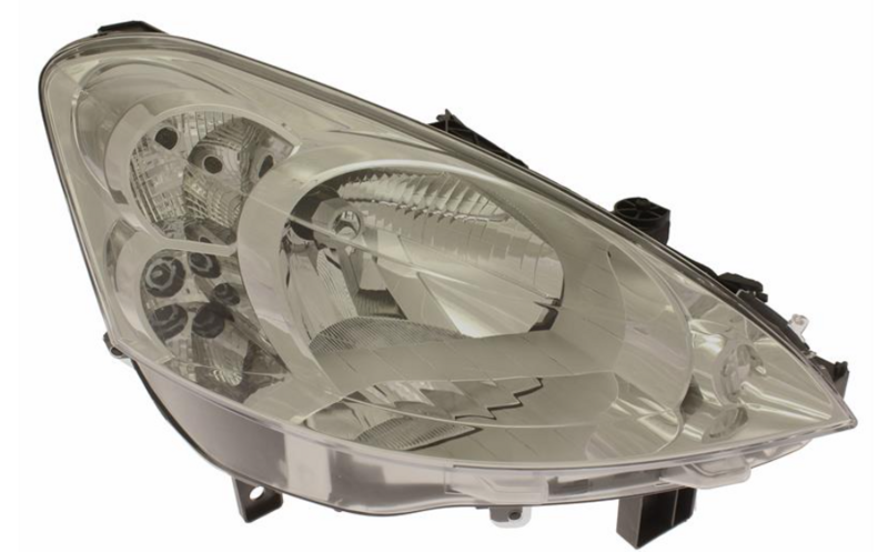 Фара передня