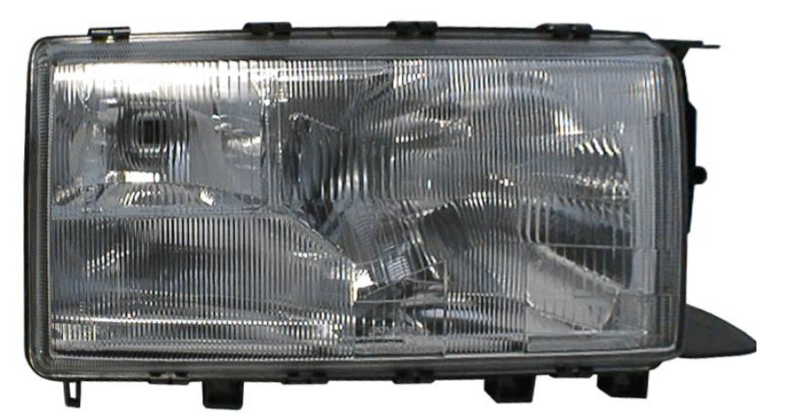 VOL 940 лів. H4+H3+H3 фара перед.