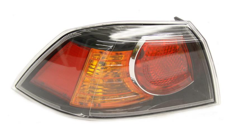 ліхтарь задний зовн. лівий димчатий, без патрона